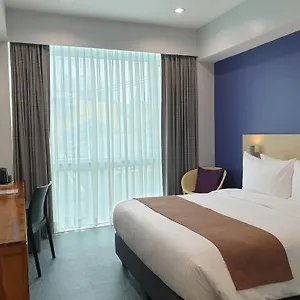 Leez Makati Philippines